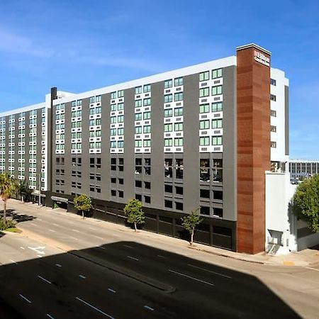 Hilton Garden Inn Los Angeles Airport Exterior photo