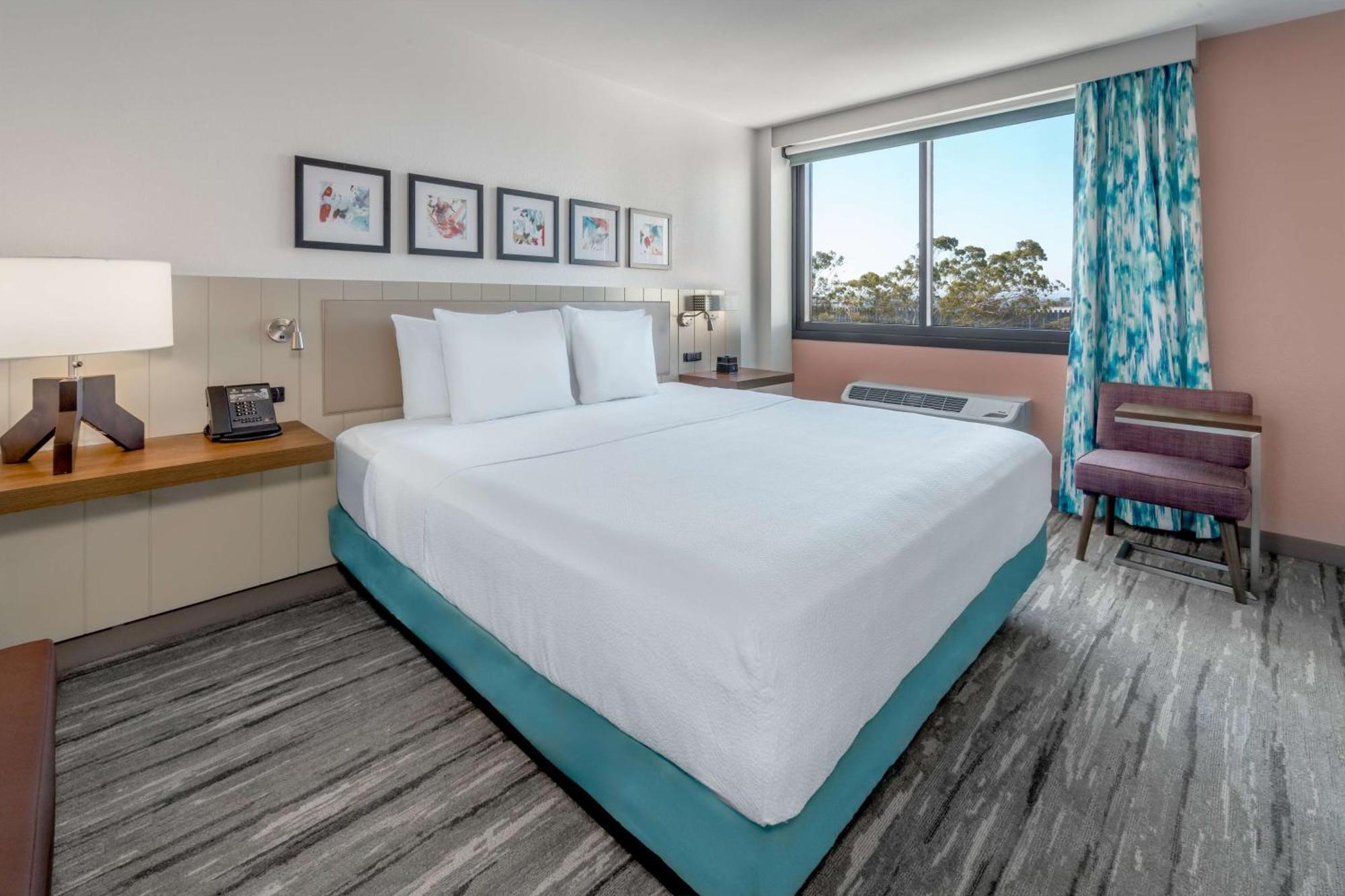 Hilton Garden Inn Los Angeles Airport Exterior photo