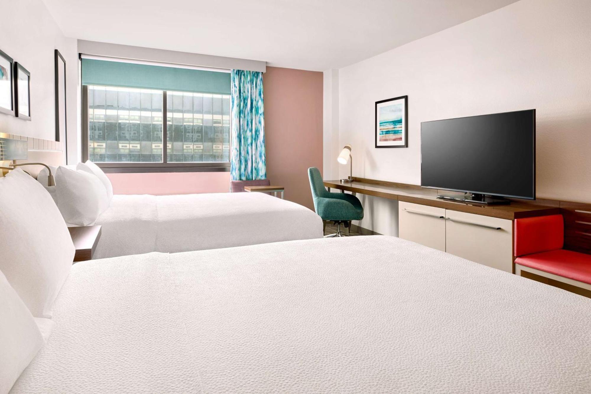 Hilton Garden Inn Los Angeles Airport Exterior photo