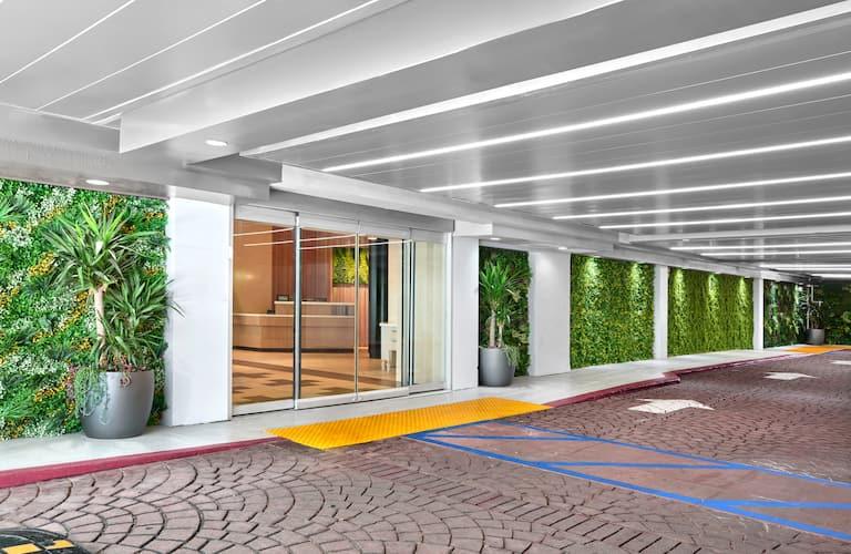 Hilton Garden Inn Los Angeles Airport Exterior photo